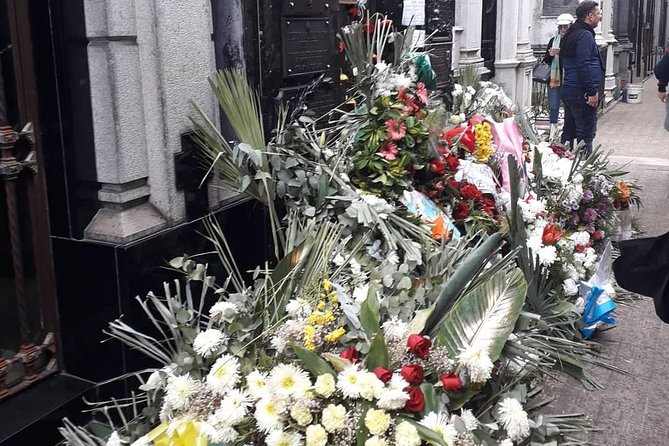 Best of Buenos Aires Private Walking Tour - Plaza General San Martín: independence stories layered on older ground