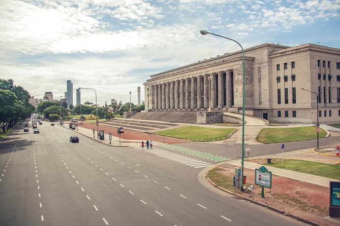 Buenos Aires Bike Tour: North Districts, Recoleta and Palermo - Bikes, comfort, and what to expect from the ride