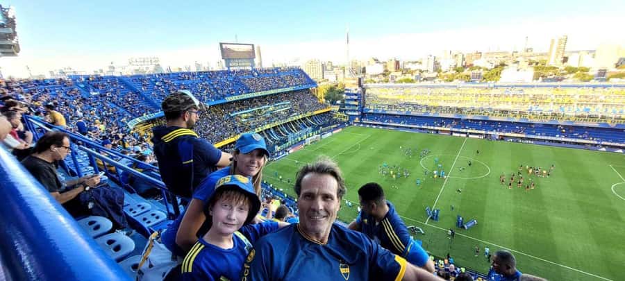 Buenos Aires: Boca Juniors Game with Transport & Local Guide - Pre-match with a local fan: the fastest way to get the Boca mindset