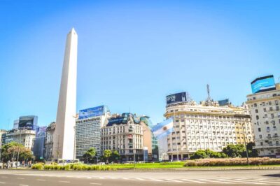 Buenos Aires: City Highlights Guided Tour with Transfer - Plaza de Mayo and Avenida de Mayo: Start at the City’s Political Heart