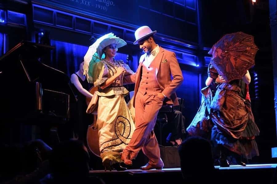 Buenos Aires: El Querandí Tango Show with Optional Dinner - How the Timing Works: Dinner at 8:30, Show at 10:15