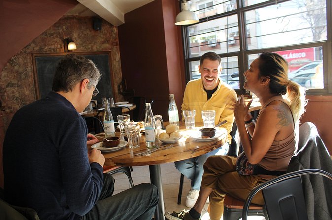 Buenos Aires Food Tour: Local Dishes, Steak, Empanada & More - Guides matter: Lucy, Martin, Amalia, and Eliab’s effect on the experience
