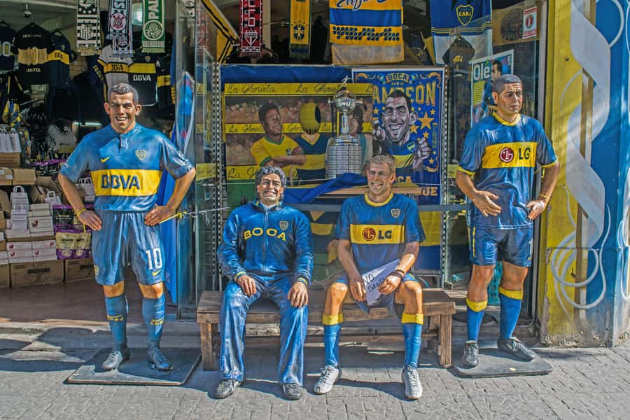 Buenos Aires: La Boca Guided Walking Tour in English - Puente Transbordador and Riverfront Stops: Why This Part of the City Matters
