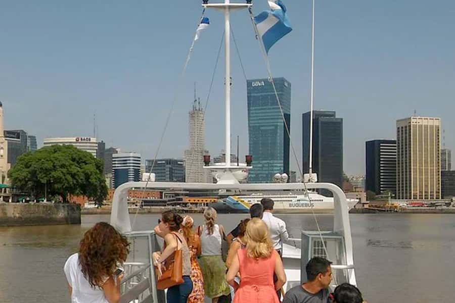 Buenos Aires: Navigation from Pto. Madero to La Boca - Who this tour suits best (and who should consider another option)
