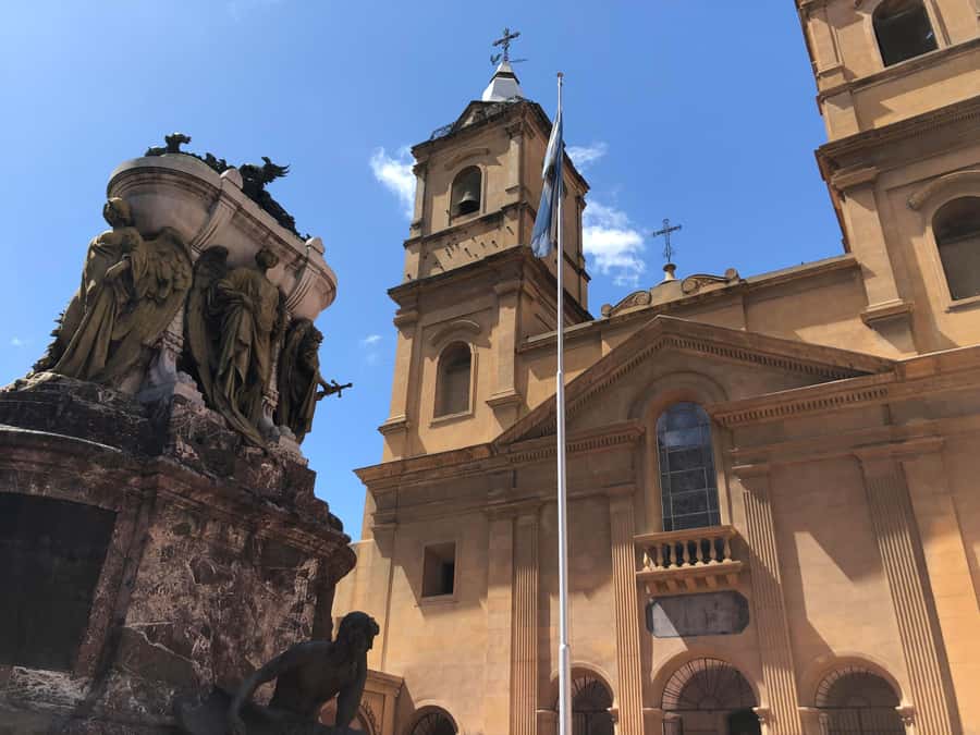 Buenos Aires: San Telmo and Market Guided Walking Tour - Why San Telmo works so well on foot