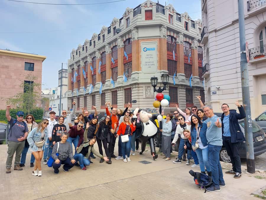 Buenos Aires: San Telmo and Market Guided Walking Tour - The Iglesia y Convento de San Francisco stop: architecture you can read