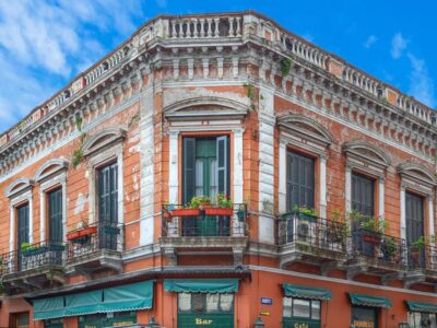 Buenos Aires: San Telmo and Market Guided Walking Tour - Getting oriented: where the tour begins (and how to spot your guide)