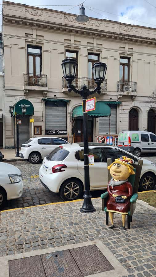 Buenos Aires: San Telmo, History, Bars, and Tango! - San Telmo Market and Defensa Street: where shopping meets architecture