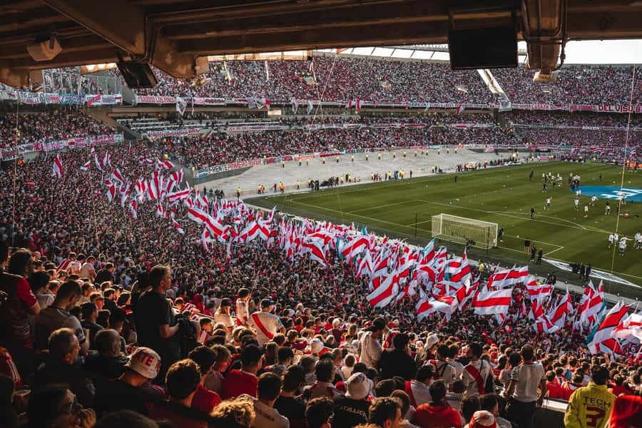 Buenos Aires: See a River Plate game with transport & local - Who should book, and who should skip
