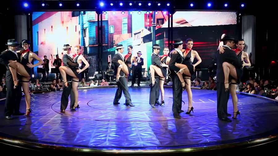 Buenos Aires: Señor Tango Show with Optional Dinner - The stage spectacle: over 40 artists and nine tango couples