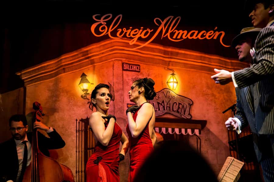 Buenos Aires: Tango - El Viejo Almacén! The first and most traditional show - The 19th-Century Building in San Telmo Sets the Tone