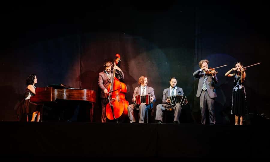 Buenos Aires: Tango Porteño Show Ticket with Dinner Option - The Show Itself: How to Watch the Orchestra and Dancers Like a Pro