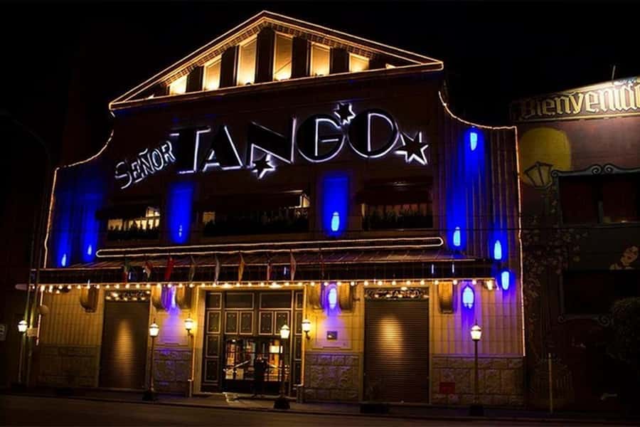Buenos Aires: Tango Show at Señor Tango with Optional Dinner - Señor Tango in Barracas: why this Buenos Aires tango show is so famous