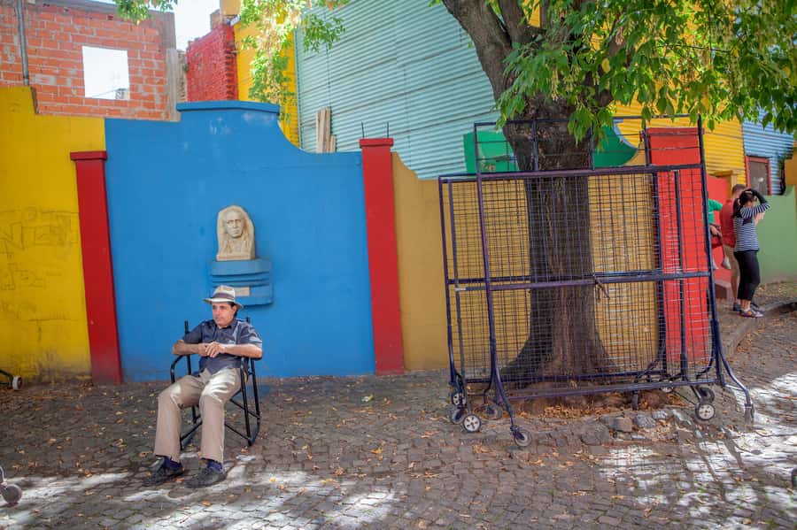 Classic City Tour of Buenos Aires: Neighborhoods and Emblems - Puerto Madero’s Modern Contrast: Why It’s Included