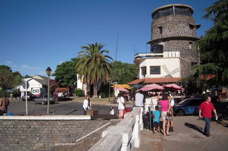 Colonia del Sacramento: Small-Group Day Trip - Who this day trip fits best (and who should skip it)