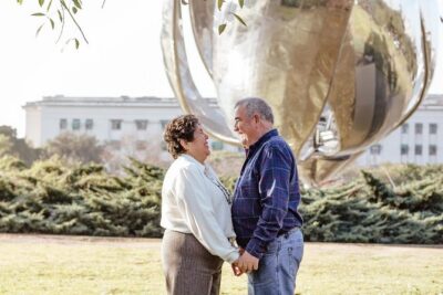 Explore Buenos Aires: Dreamy Photoshoots & Creative Photo tours - Floralis Generica: Start With a Metal Flower That Loves Cameras