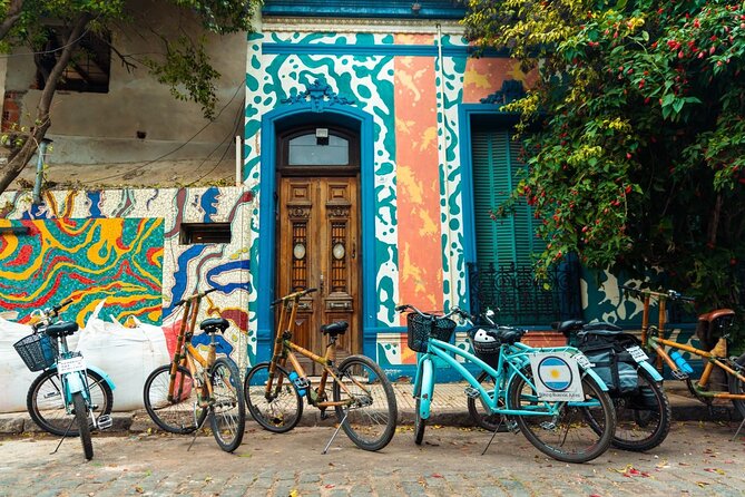 Private Off the Beaten Path: Hidden Urban Art Bike Tour - Calle Lanín and Pasaje Lanín: UNESCO-level detail on ordinary streets