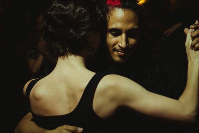 Private Underground Tango Immersion - From studio to milonga: wine, table seating, and local conversation