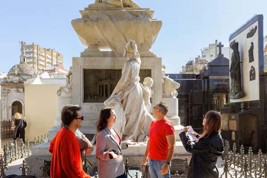Recoleta & Cemetery for curious people - From Plaza San Martín to Recoleta: why this walk feels different
