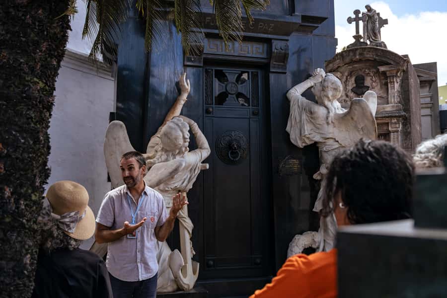 Recoleta Cemetery - Small Group Tour of History & Secrets - Key highlights worth centering your day on