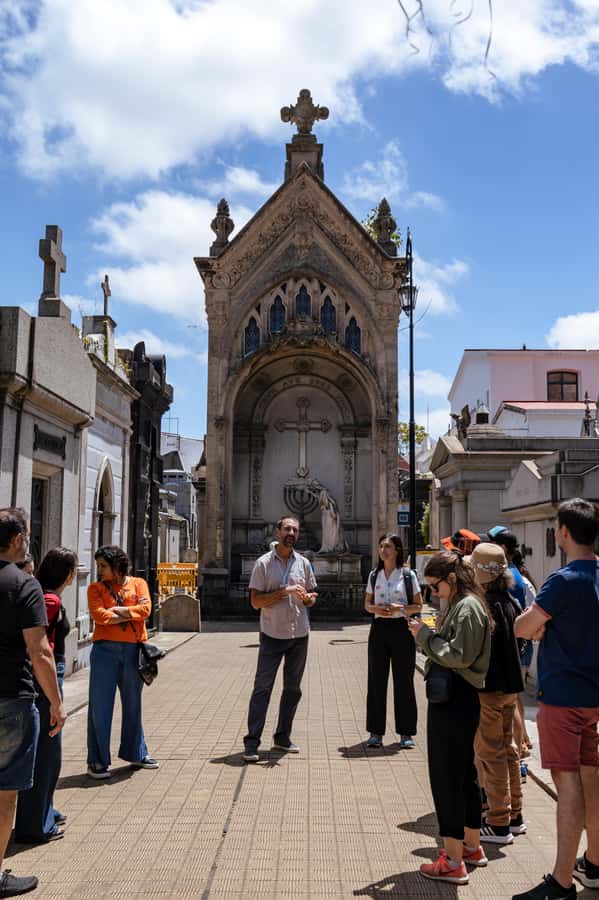 Recoleta Cemetery - Small Group Tour of History & Secrets - Europe-inspired mausoleums: when the design clues do the talking