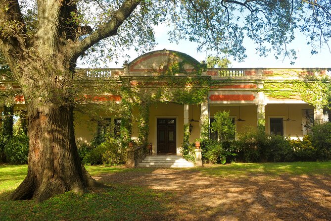 Tailor-made Day Tour to San Antonio de Areco & Estancia El Ombu - Entering San Antonio de Areco: the town walk that sets the tone