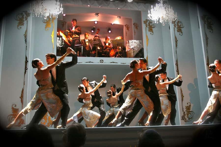 Tango Show at Café de los Angelitos - The onstage lineup: orchestra, singers, and six pairs of dancers