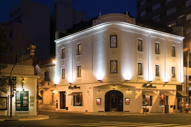 Tango Show: "El Viejo Almacén" - Included Drinks and How to Think About Their Value