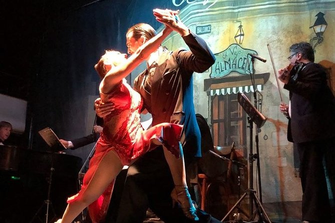 Tango Show: "El Viejo Almacén" - The Show at El Viejo Almacén: Close-Up Tango, Live Orchestra, and Real Showmanship