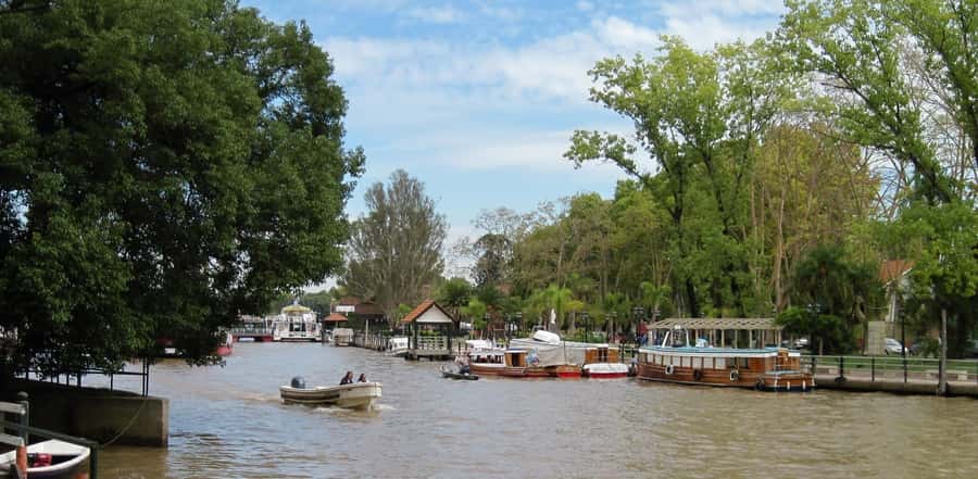 Tigre Delta: Half-Day Tour and Boat Trip - San Isidro: cathedral views and old-family mansions